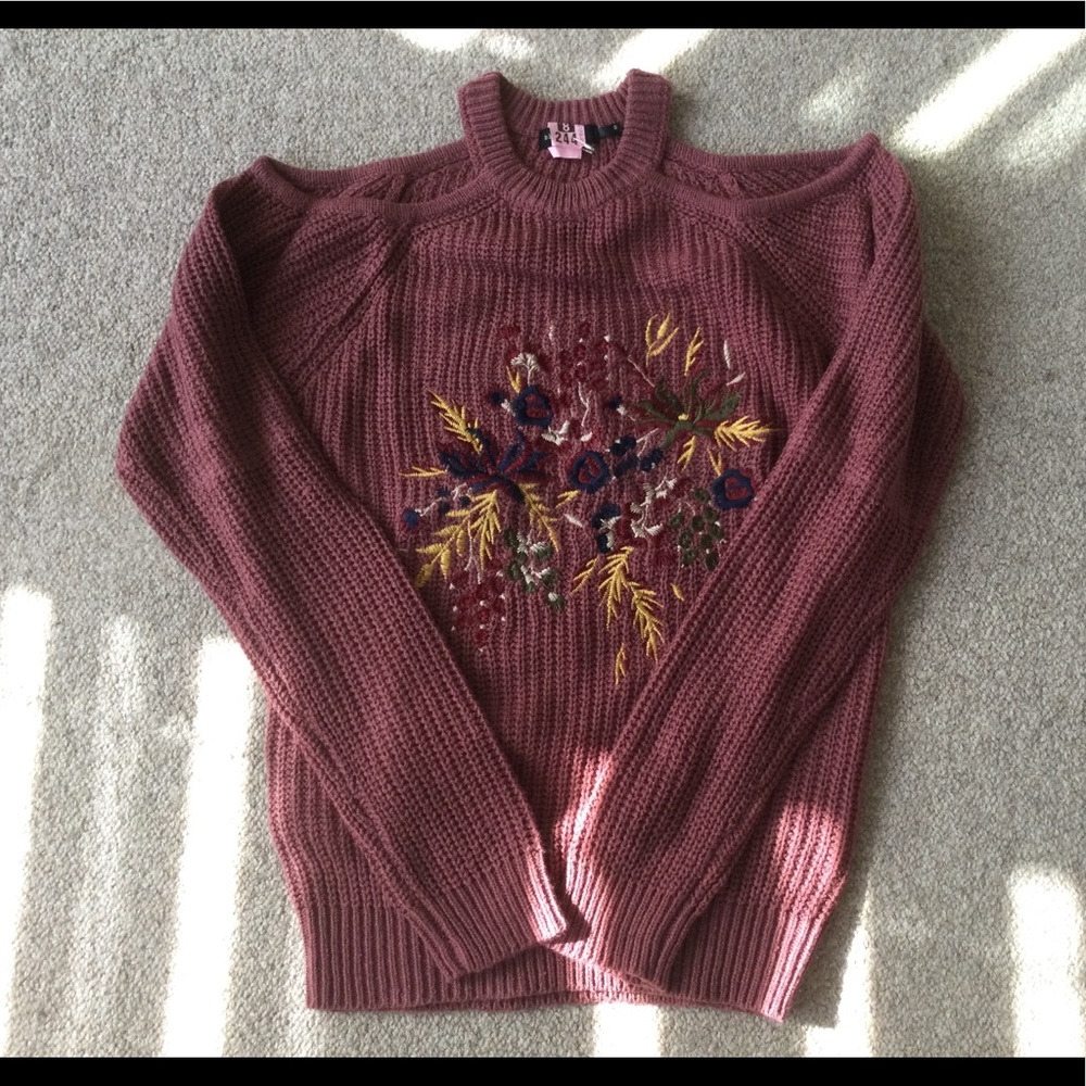 Cold shoulder sweater by Blu Pepper